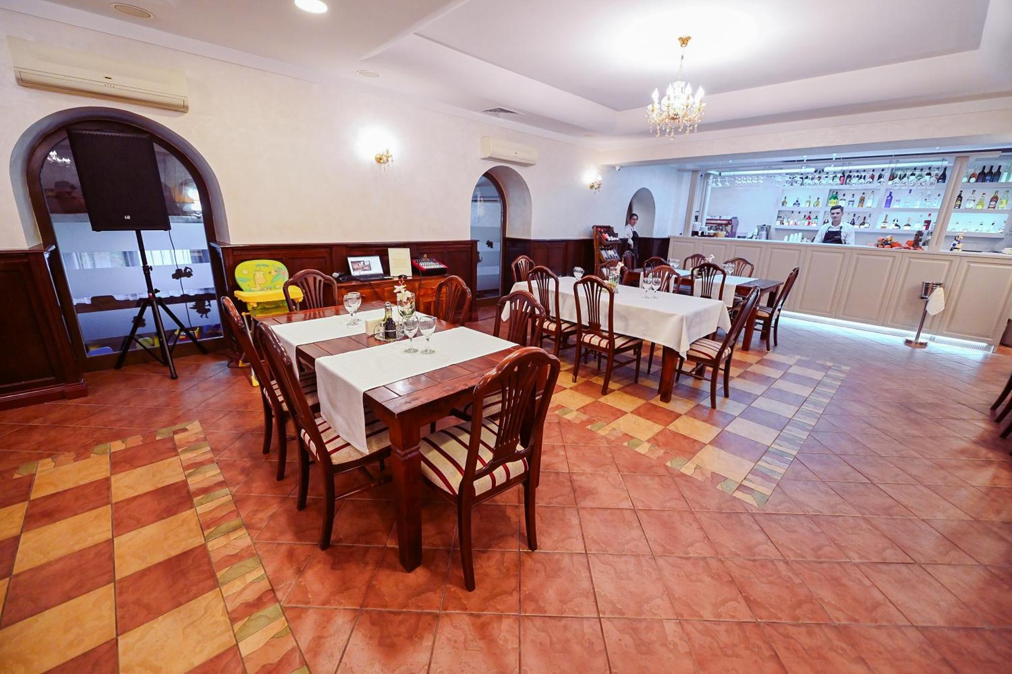 Hotel Conacul Domnesc à Scheia Extérieur photo